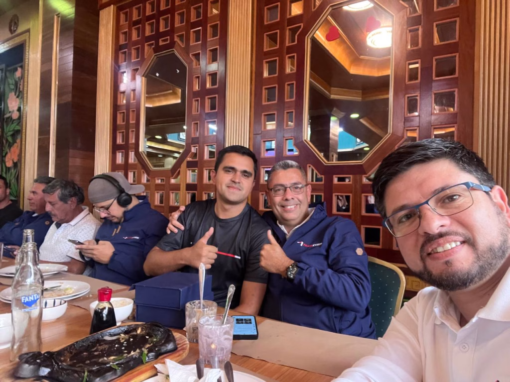 Leonardo San Martín, Gerson Duque, Claudio San Martín.