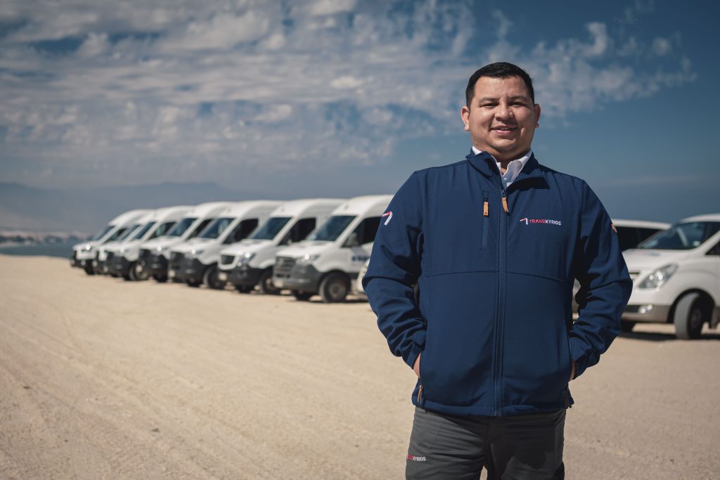 Nosotros Mauricio Mauriel | Administrativo