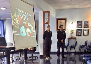 Relatores Tiare Avendaño y Christopher Ramos
